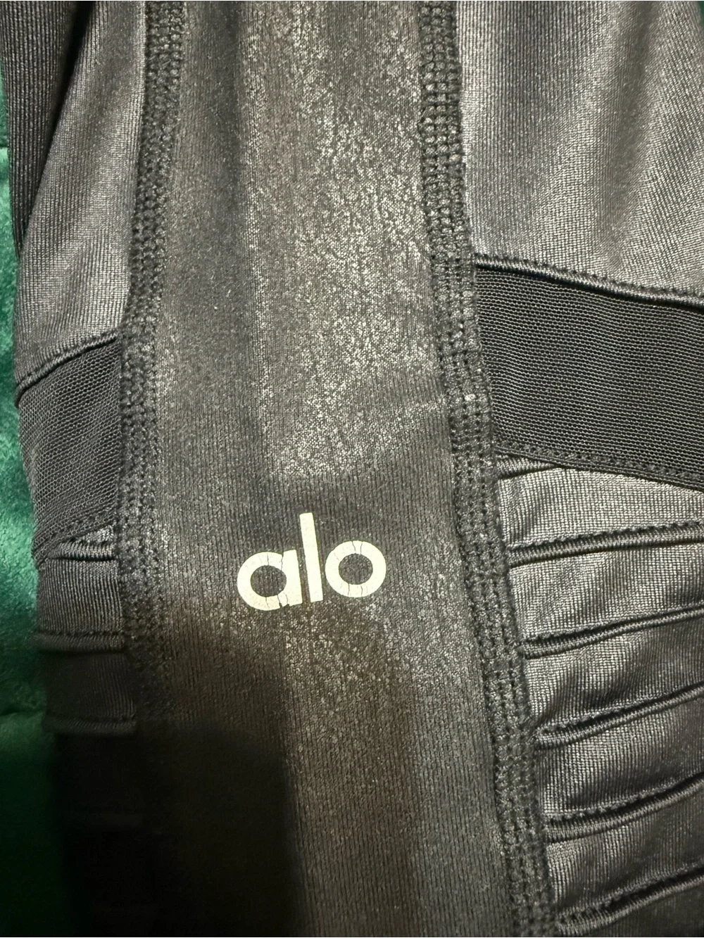 ALO Yoga Black Moto Glossy Legging size S